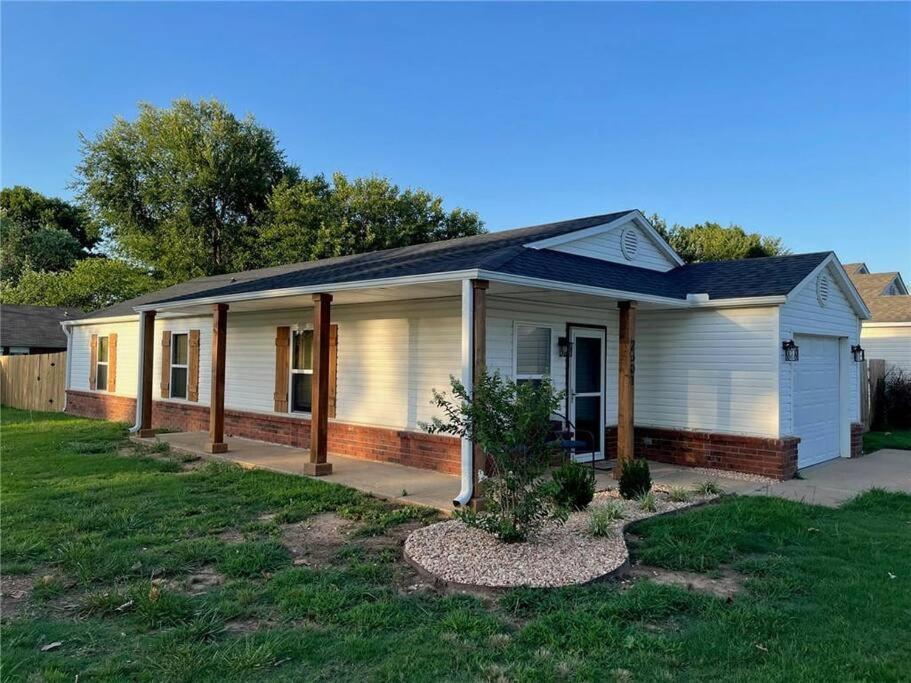 House Of Charm! Bike Trails & New Walmart Hq Villa Bentonville Exterior foto
