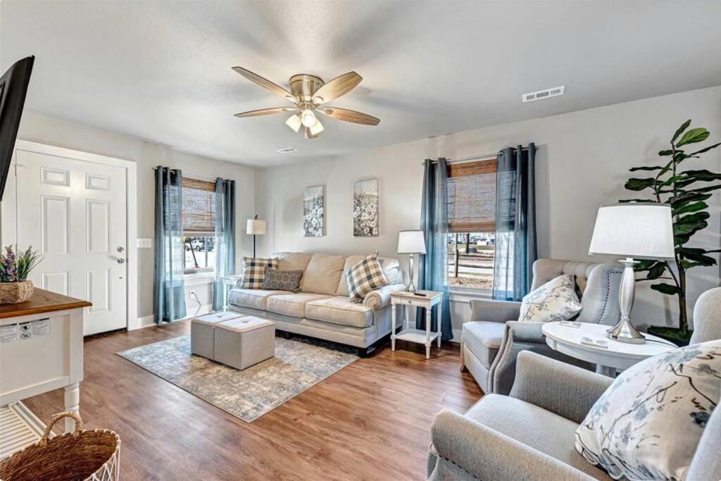 House Of Charm! Bike Trails & New Walmart Hq Villa Bentonville Exterior foto